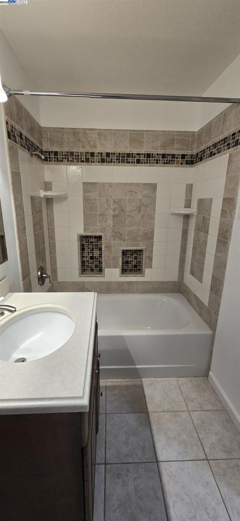 BRANDEN ESTATES - Residential