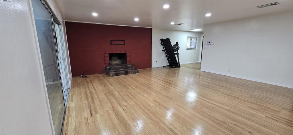 BRANDEN ESTATES - Residential