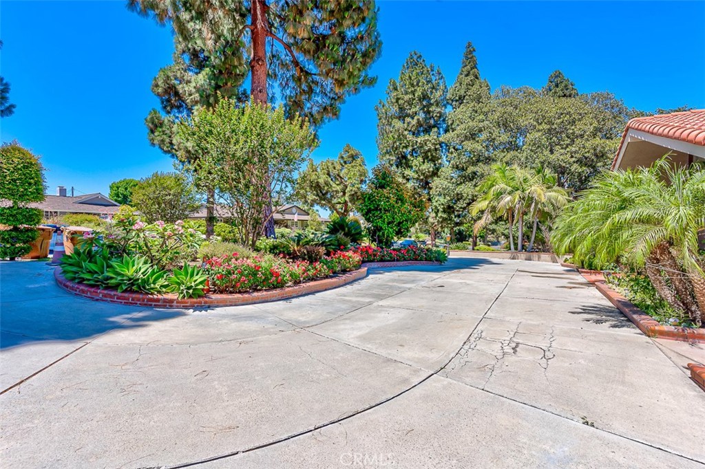 2960 Terraza Place
