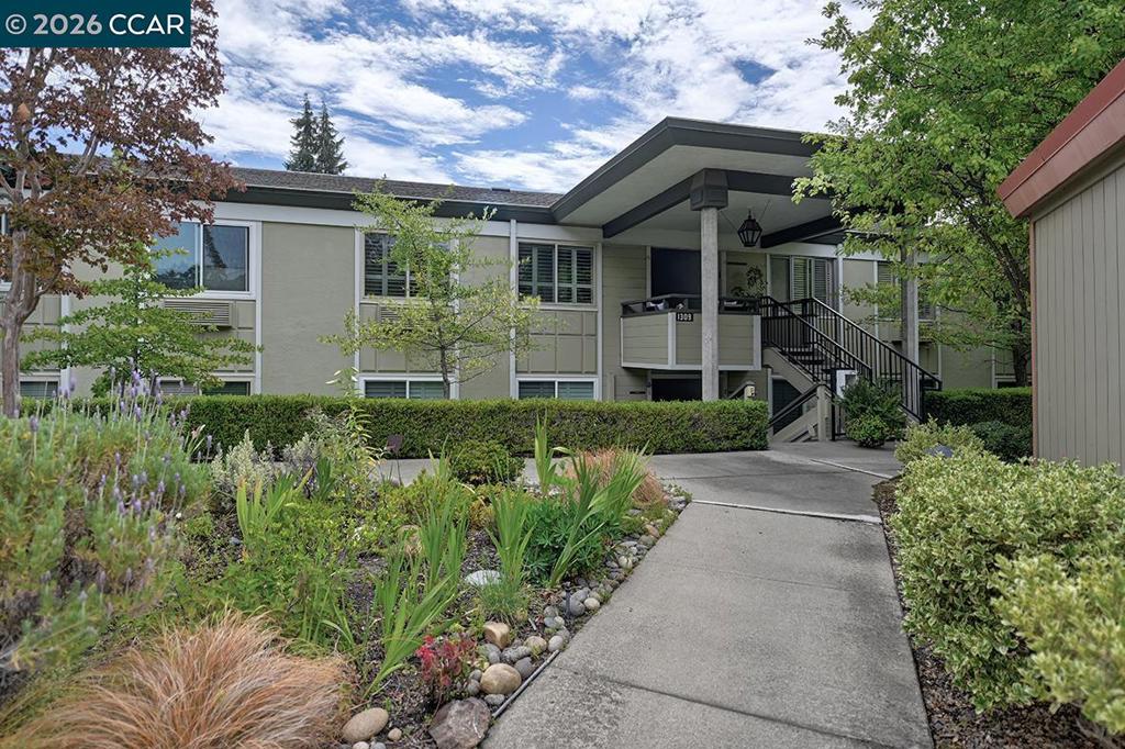 1309 Skycrest Dr 5