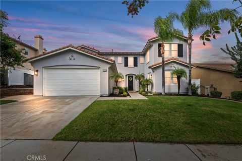 Photo of 3926 Holly Springs Dr, Corona, CA 92881 (MLS # IG25268652)