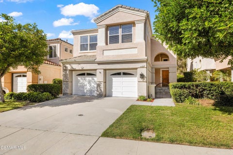 Photo of 11161 Shadyridge Road, Moorpark, CA 93021 (MLS # 226004891)