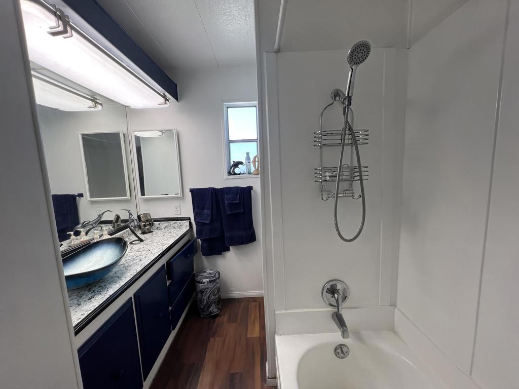 Hidden Springs - Manufactured In Park