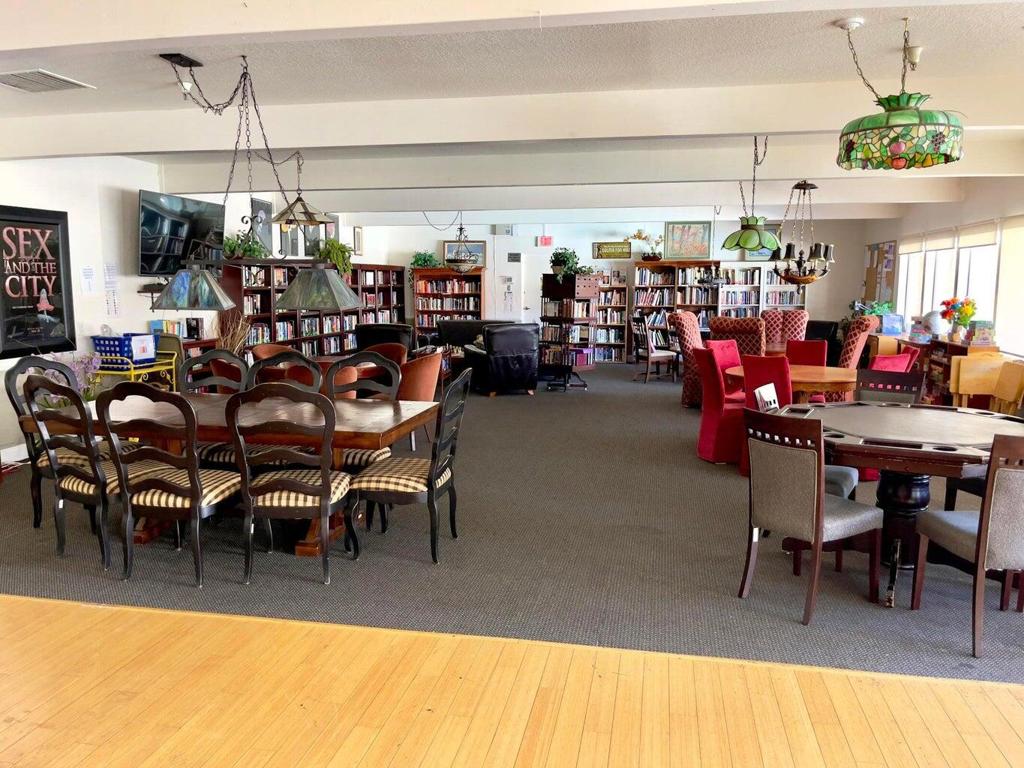 Hidden Springs - Manufactured In Park