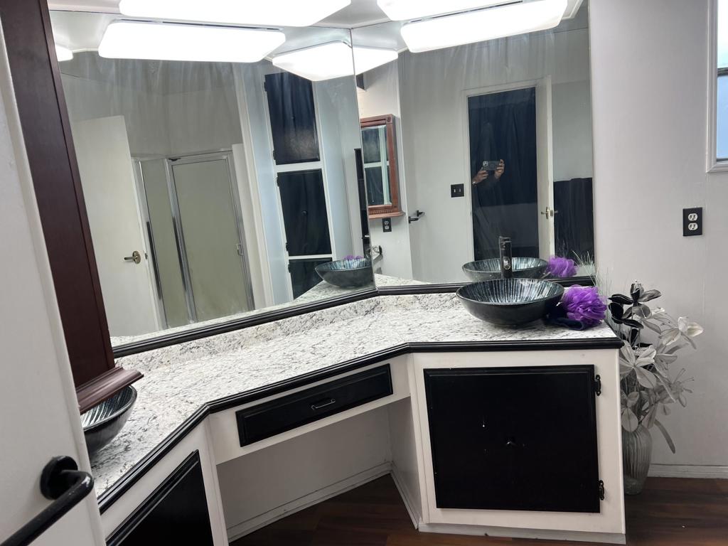 Hidden Springs - Manufactured In Park