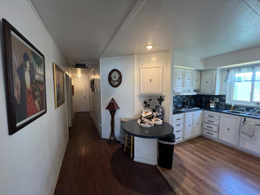 Hidden Springs - Manufactured In Park