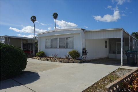 Photo of 460 San Mateo Circle, Hemet, CA 92543 (MLS # IV26037050)