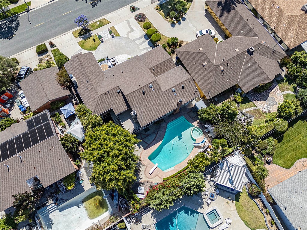 4121 Country Club