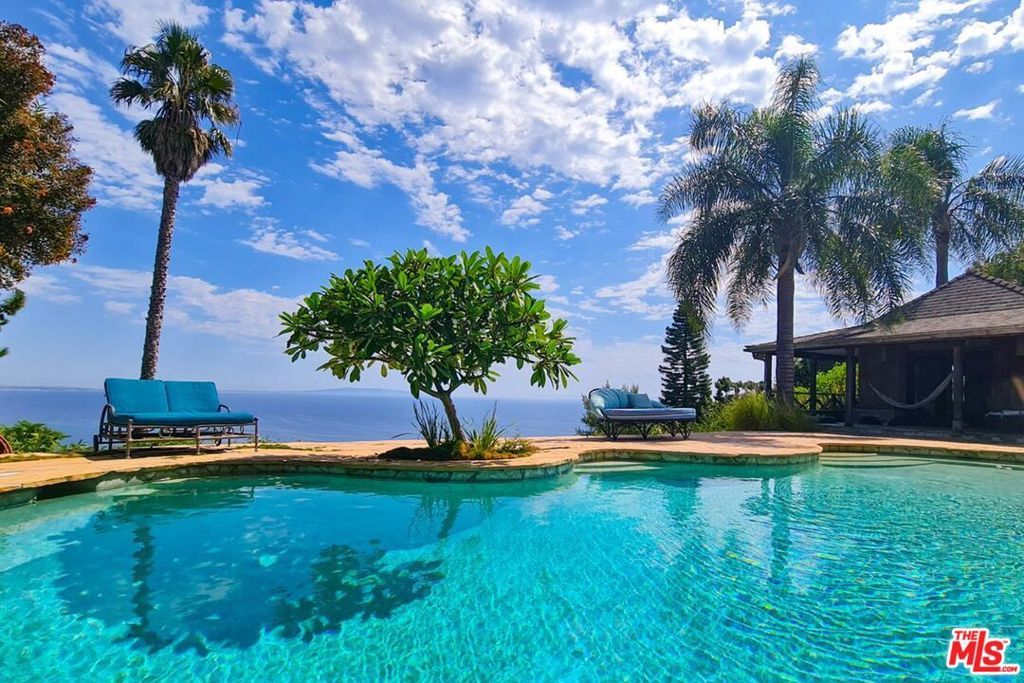 Photo of 20404 Little Rock Way, Malibu, CA 90265 (MLS # 25625959)