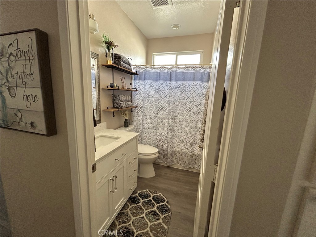 Four Seasons - Residential