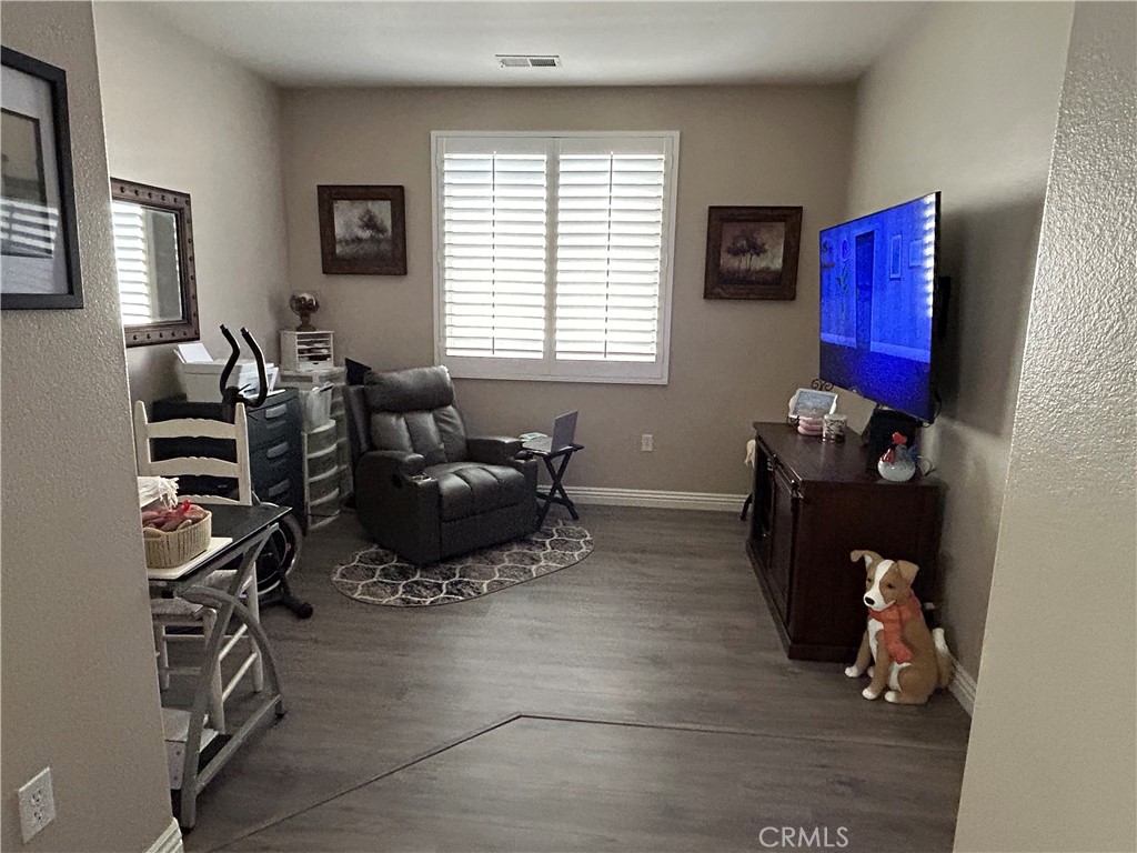 Four Seasons - Residential