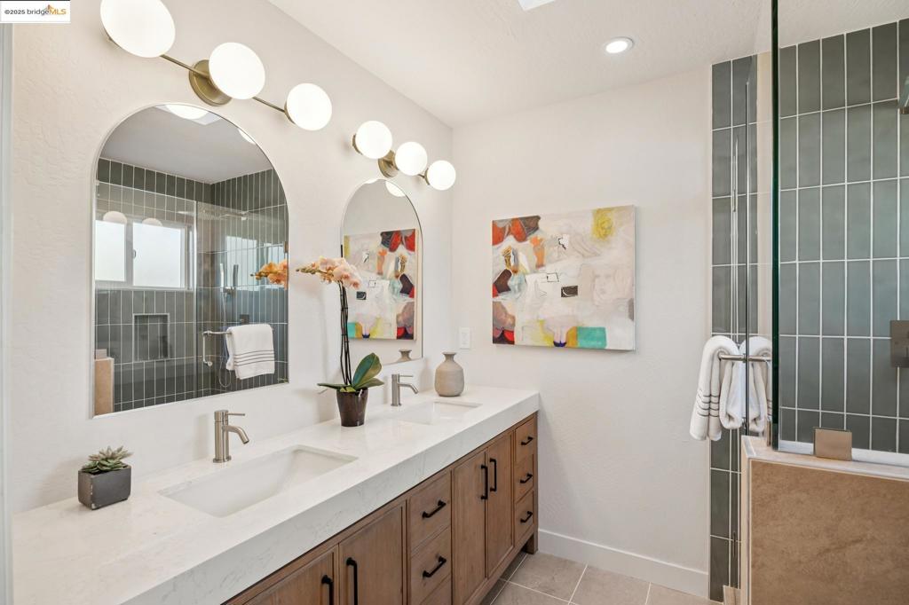 SOUTHWEST BERKELEY - Residential