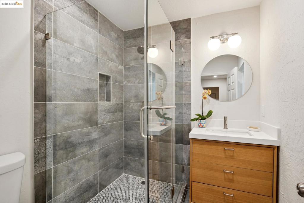 SOUTHWEST BERKELEY - Residential