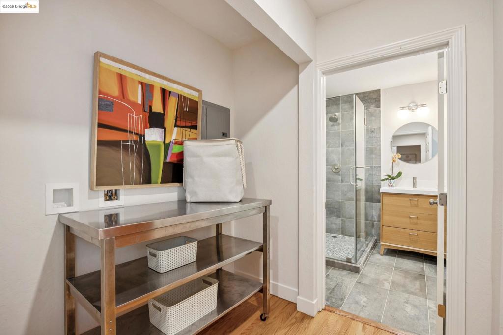 SOUTHWEST BERKELEY - Residential