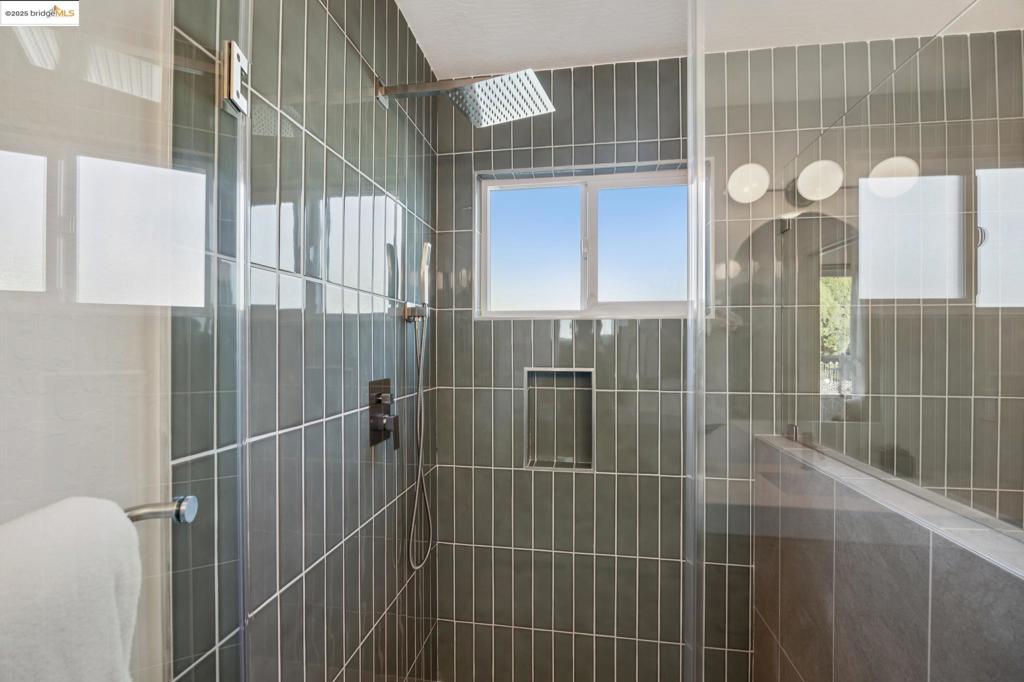 SOUTHWEST BERKELEY - Residential