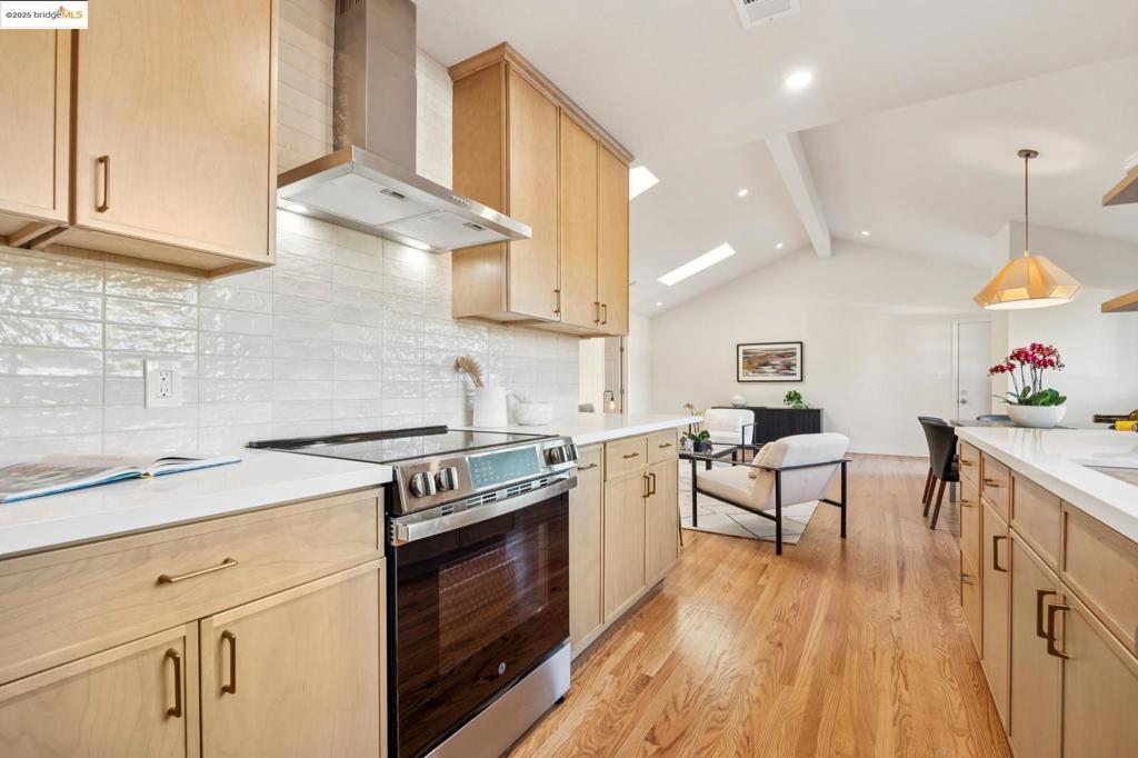 SOUTHWEST BERKELEY - Residential