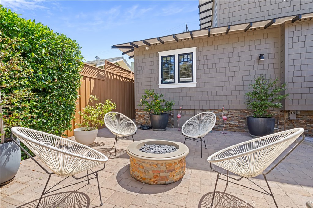 Mission Hills - Residential Lease