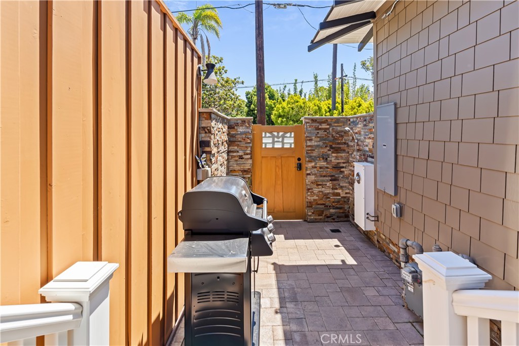 Mission Hills - Residential Lease
