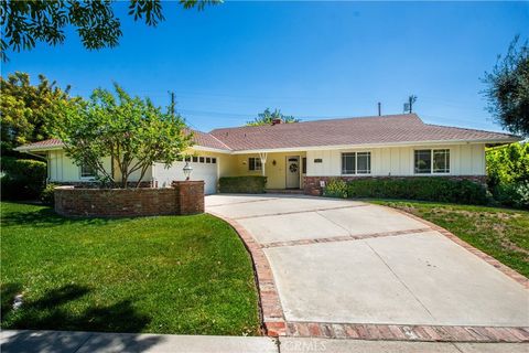 Photo of 8532 Nevada Ave, West Hills, CA 91304 (MLS # SR26074393)