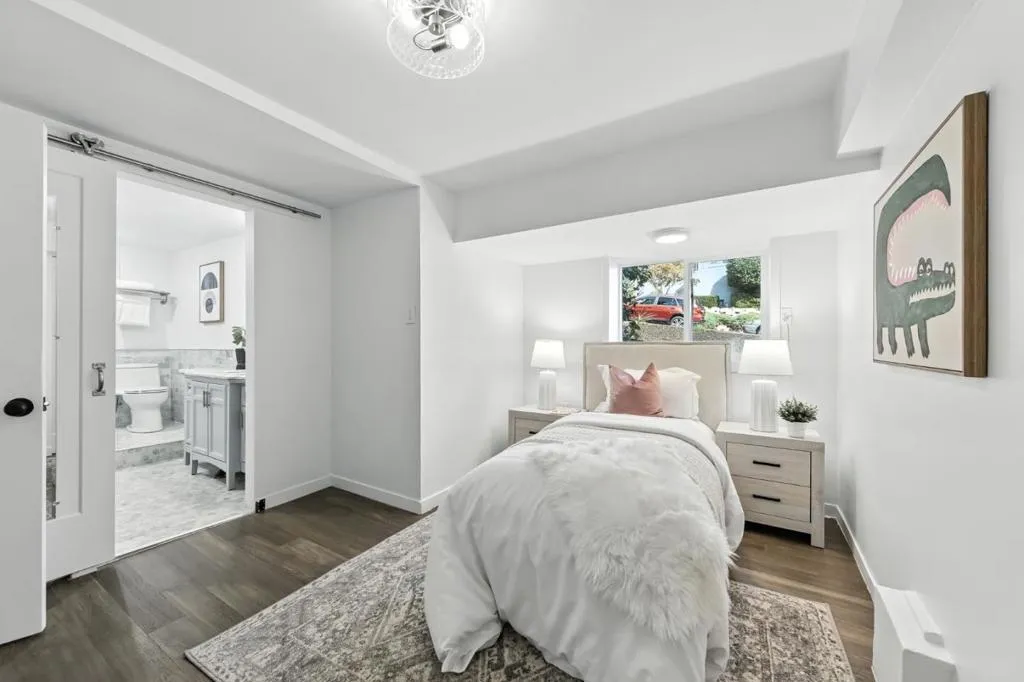 Belmont, California 94002, United States, 5 Bedrooms Bedrooms, ,4 BathroomsBathrooms,Residential,Active,198916