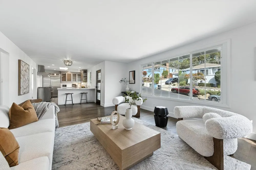 Belmont, California 94002, United States, 5 Bedrooms Bedrooms, ,4 BathroomsBathrooms,Residential,Active,198916