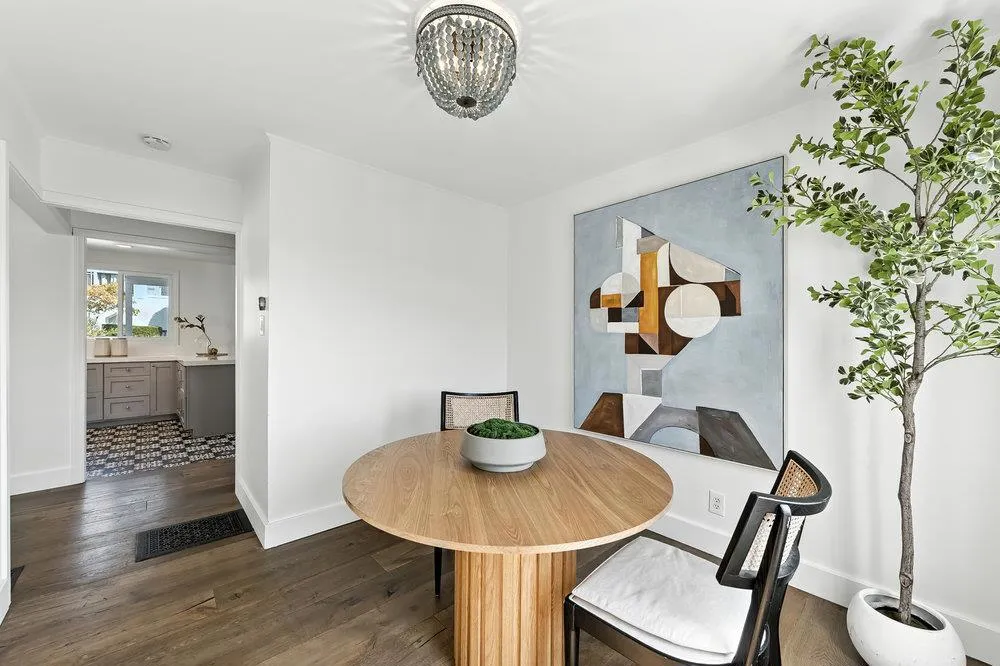 Belmont, California 94002, United States, 5 Bedrooms Bedrooms, ,4 BathroomsBathrooms,Residential,Active,198916