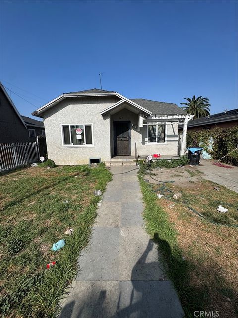 Photo of 343 W 84th St, Los Angeles, CA 90003 (MLS # RS25254751)