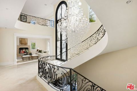 Photo of 1350 Benedict Canyon Drive, Beverly Hills, CA 90210 (MLS # 26836773)