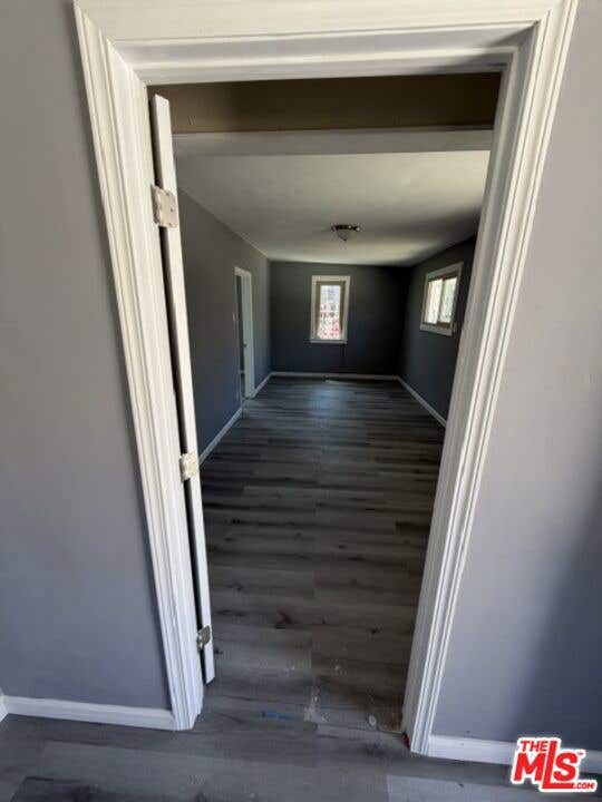 Photo of 505 E Fairview Boulevard, Inglewood, CA 90302 (MLS # 26846611)