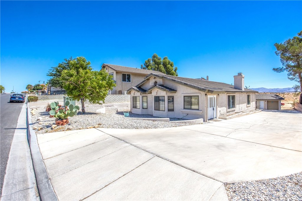 12411 Spring Valley