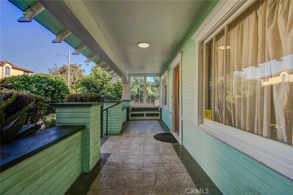 306 S Birch