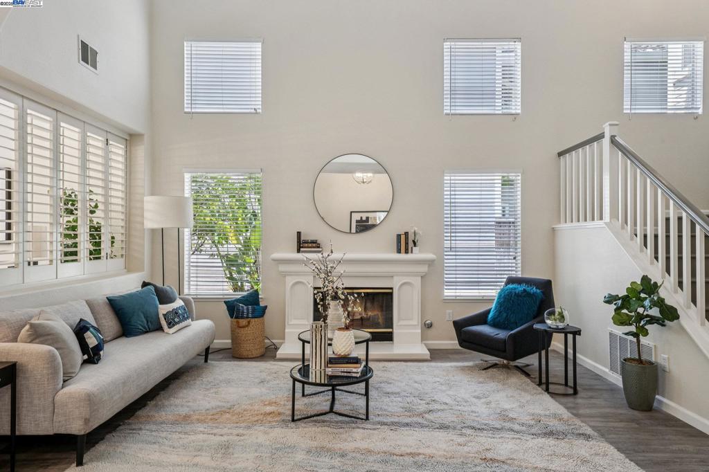 WESTAIRE MANOR - Residential