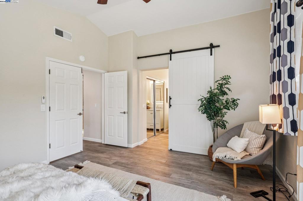 WESTAIRE MANOR - Residential