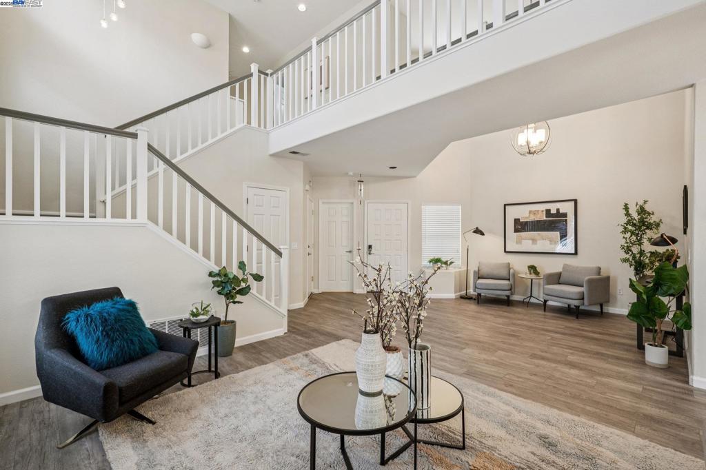 WESTAIRE MANOR - Residential