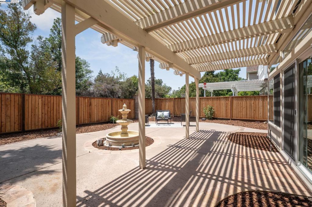 WESTAIRE MANOR - Residential