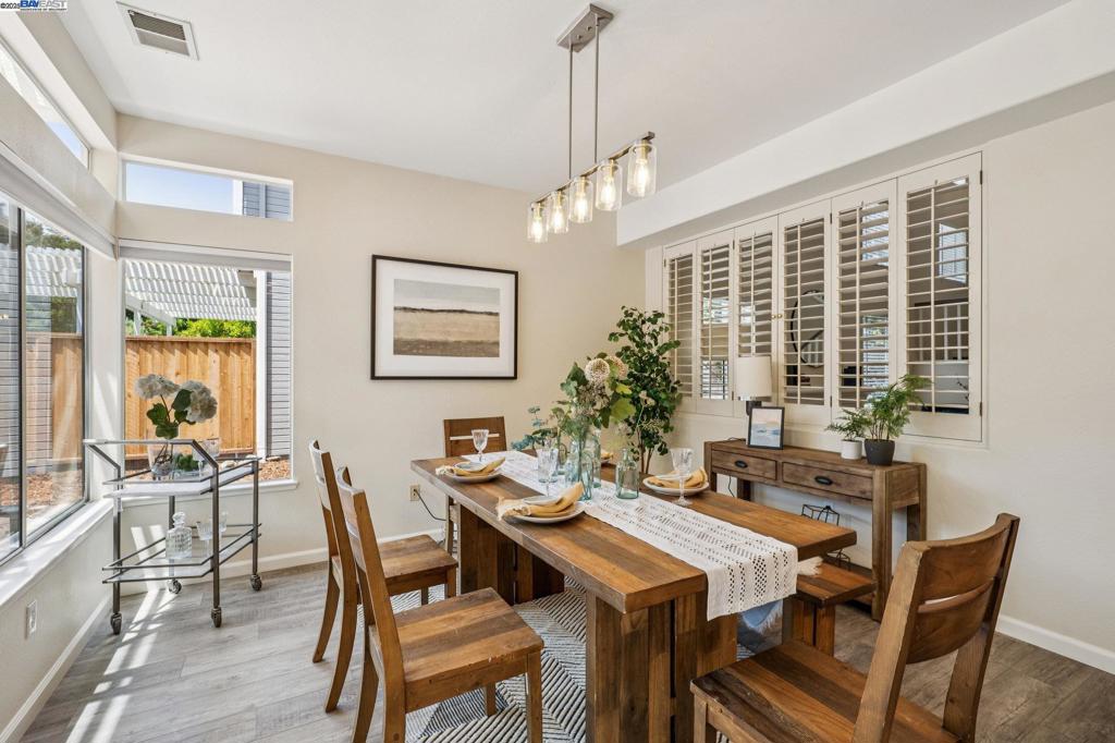 WESTAIRE MANOR - Residential