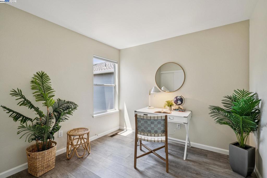 WESTAIRE MANOR - Residential