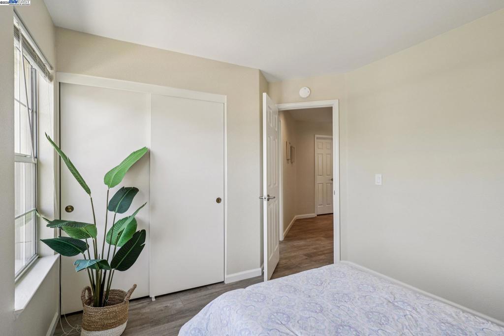 WESTAIRE MANOR - Residential