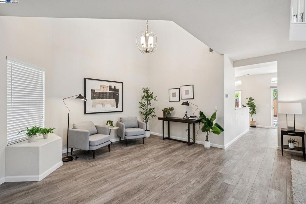 WESTAIRE MANOR - Residential