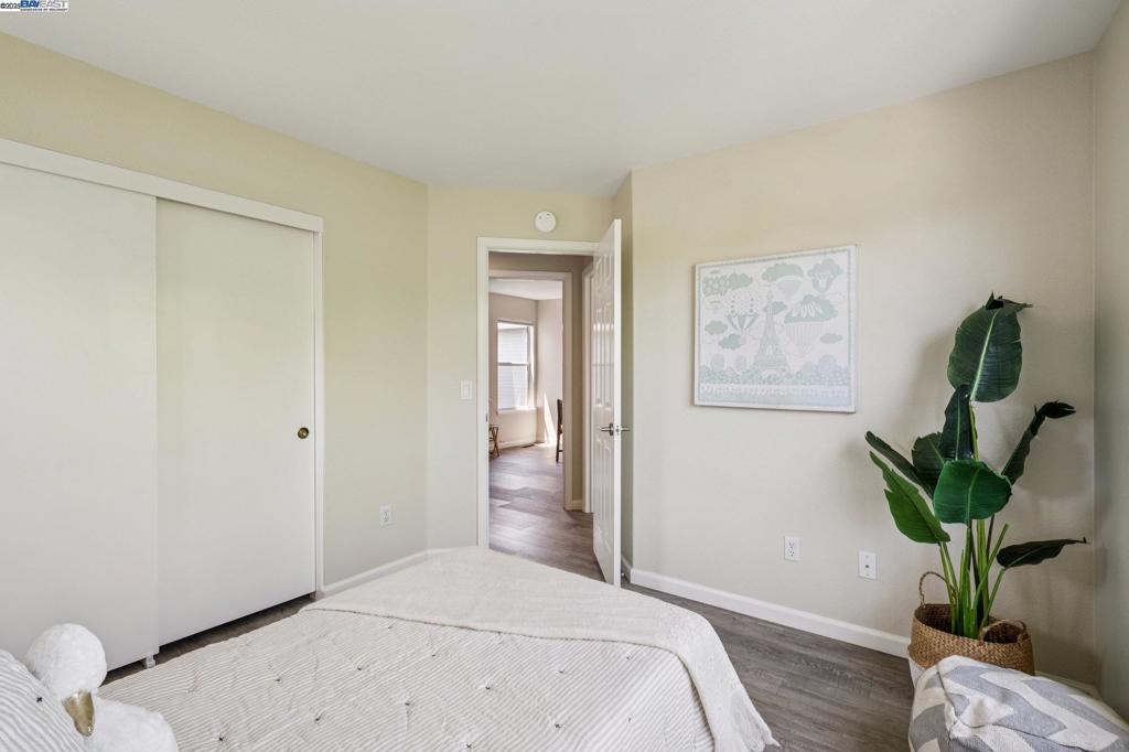 WESTAIRE MANOR - Residential