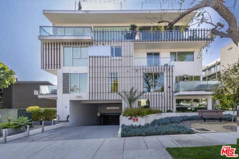 Photo of 1345 Havenhurst Drive #15, West Hollywood, CA 90046 (MLS # 26851045)