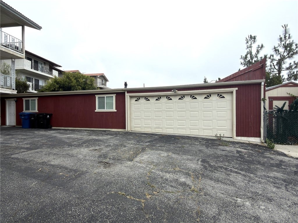 1510 S Western