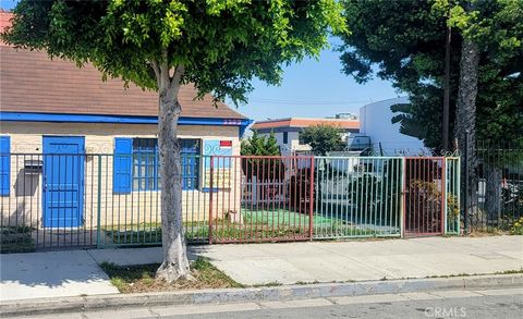 Tiny photo for 3201 W Manchester Boulevard, Inglewood, CA 90305 (MLS # SB25086672)