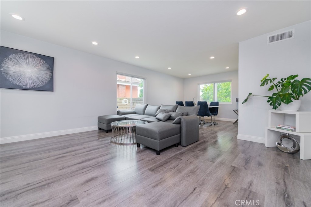 23811 Country View Drive