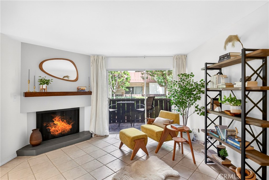 15020 Victory Boulevard 104