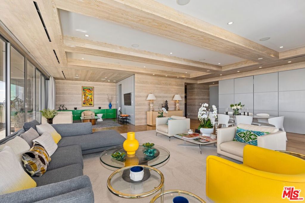 9255 Doheny Road 1206