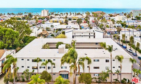 Photo of 2002 4th Street #312, Santa Monica, CA 90405 (MLS # 26651077)