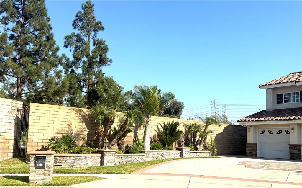 12558 Corellian Court