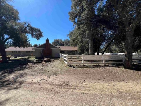 Photo of 30247 Chihuahua Valley Road, Warner Springs, CA 92086 (MLS # 250045393SD)