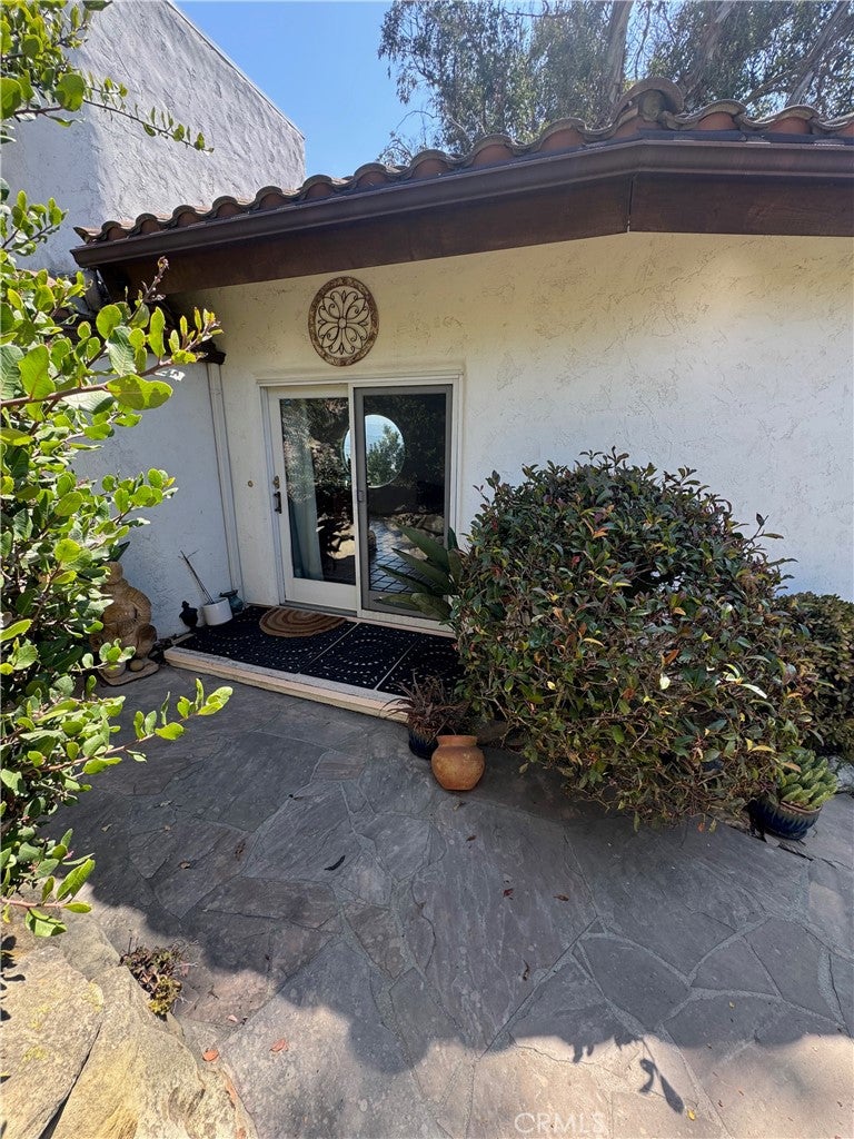 Photo of 28912 Top Of The World Drive, Laguna Beach, CA 92651 (MLS # LG26176367)